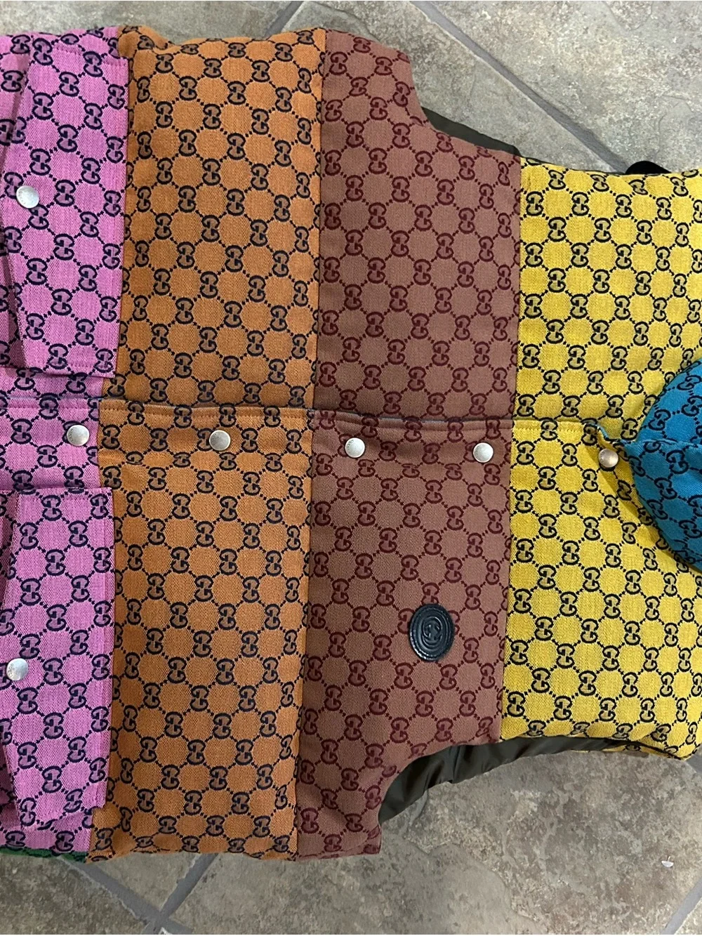 Men's Gucci Multicolor Yellow Blue Pink Patchwork GG down size 48/small